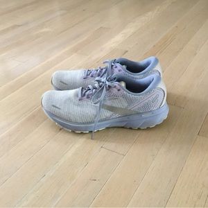 Brooks Ghost 14 Women's Lilac Purple Gray Soft Cushioning Running Sneakers Sz 12